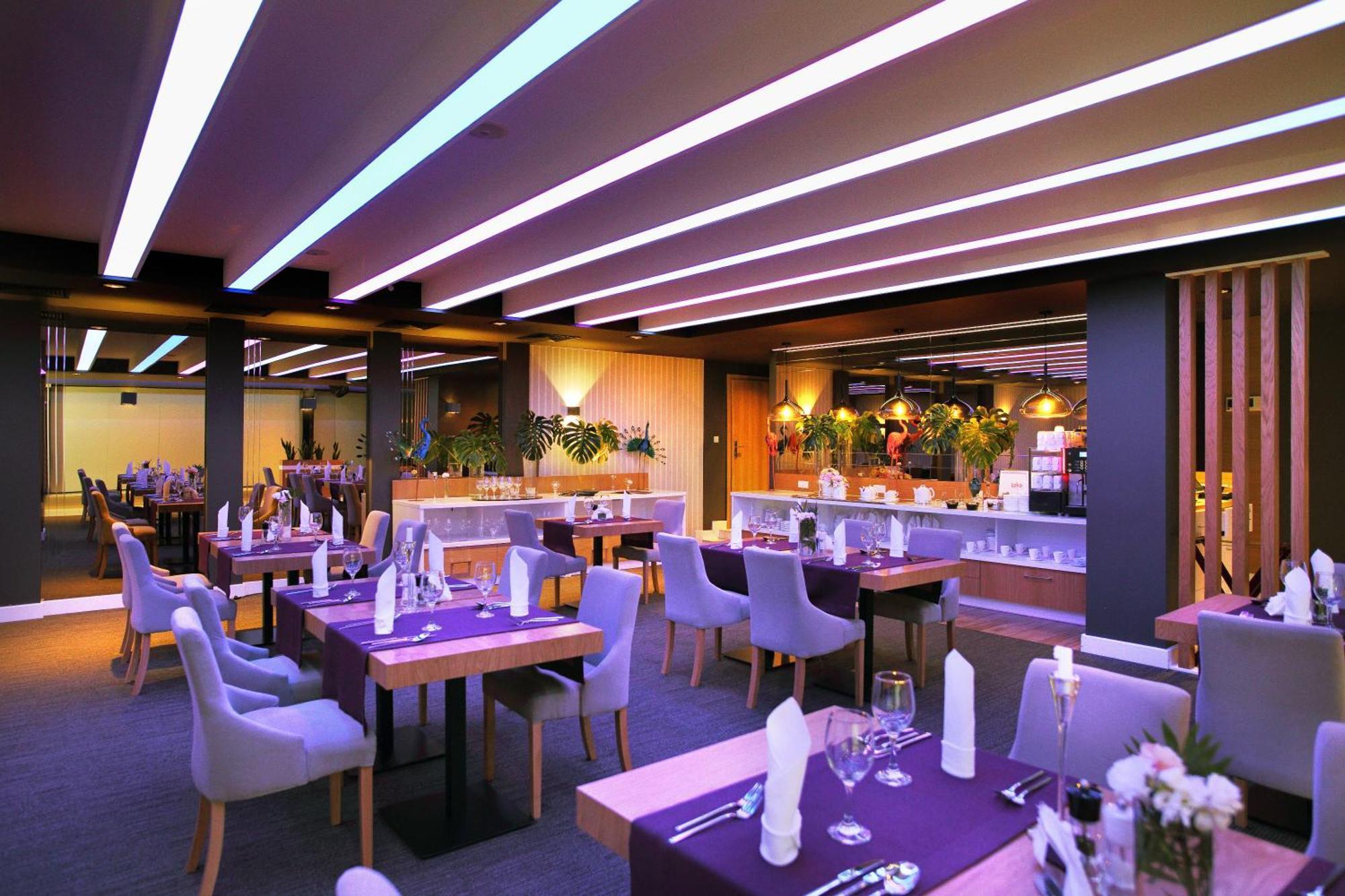 Elba Hotel Ostroleka  Extérieur photo